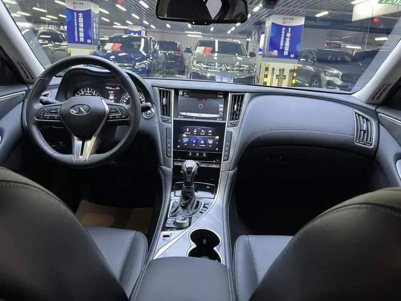 Infiniti Q50L 2018 2.0T Yixiang Edition National VI — 14