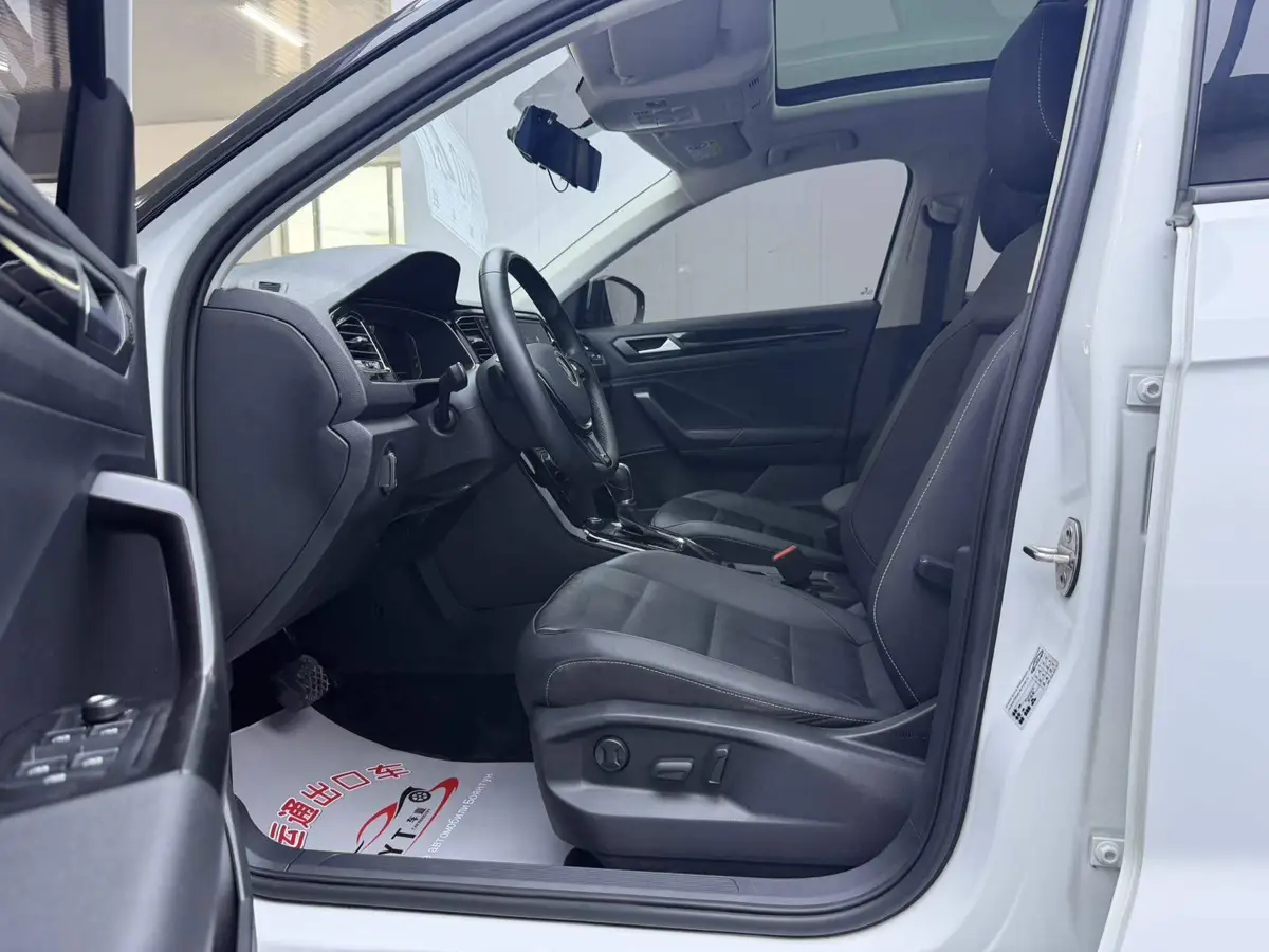 T-ROC 2021 280TSI DSG 2WD Comfort Smart Edition — 8