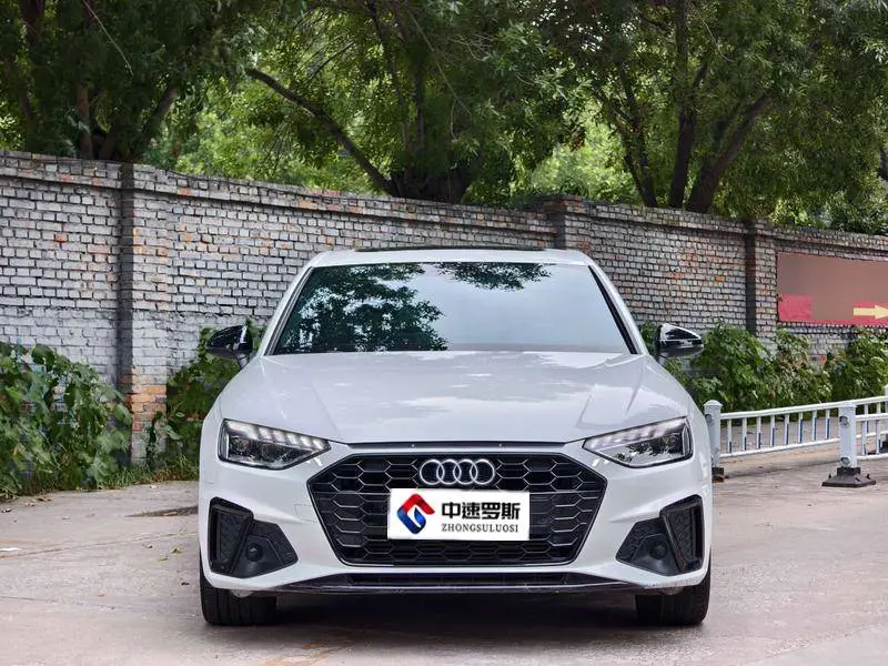 Audi A4L 2023 40 TFSI Luxury Dynamic Edition — 2