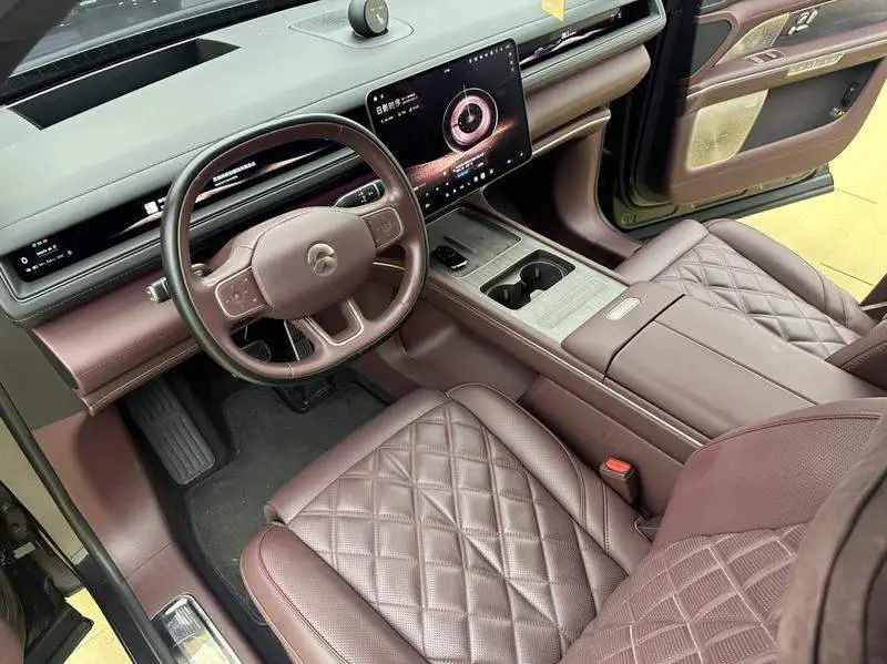 NIO ES8 2026 Six-Seat Executive Signature Edition — 13
