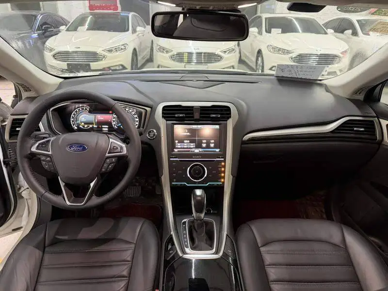 Mondeo 2013 2.0L GTDi240 Supreme Edition — 8