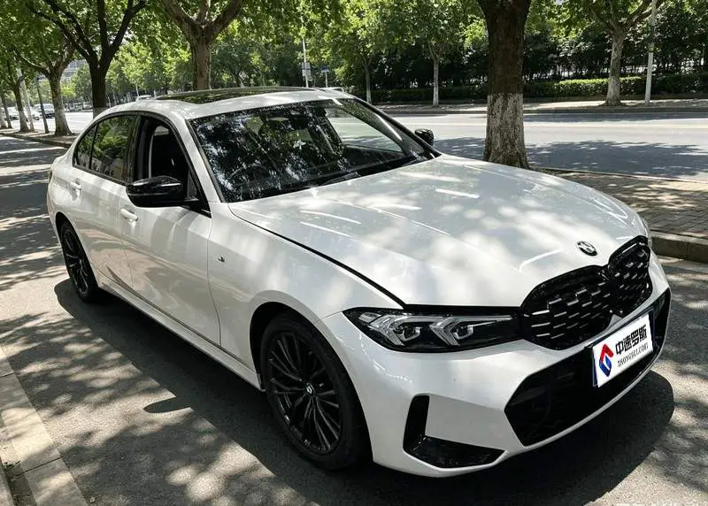 BMW 3 Series 2023 325Li M Sport Night Edition — 2