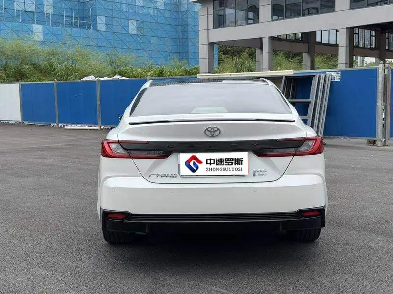 Camry 2024 Hybrid 2.0HS Sports Edition — 5