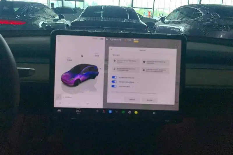 Model Y 2022 facelifted rear-wheel drive version — 12