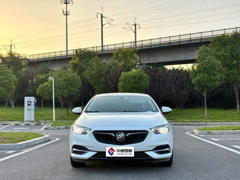 Regal 2019 20T Elite National VI — 2