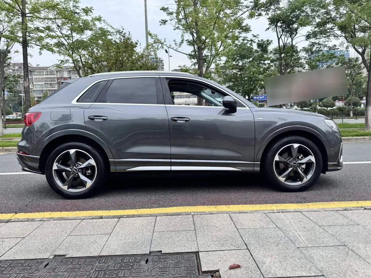 Audi Q3 2022 35 TFSI Stylish and Dynamic — 7