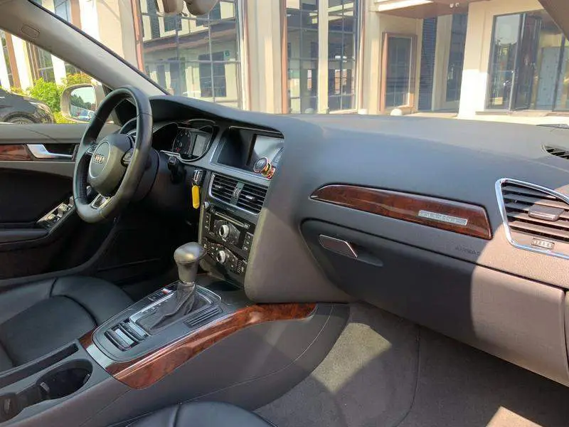Audi A4L 2013 35 TFSI Automatic Comfort — 14