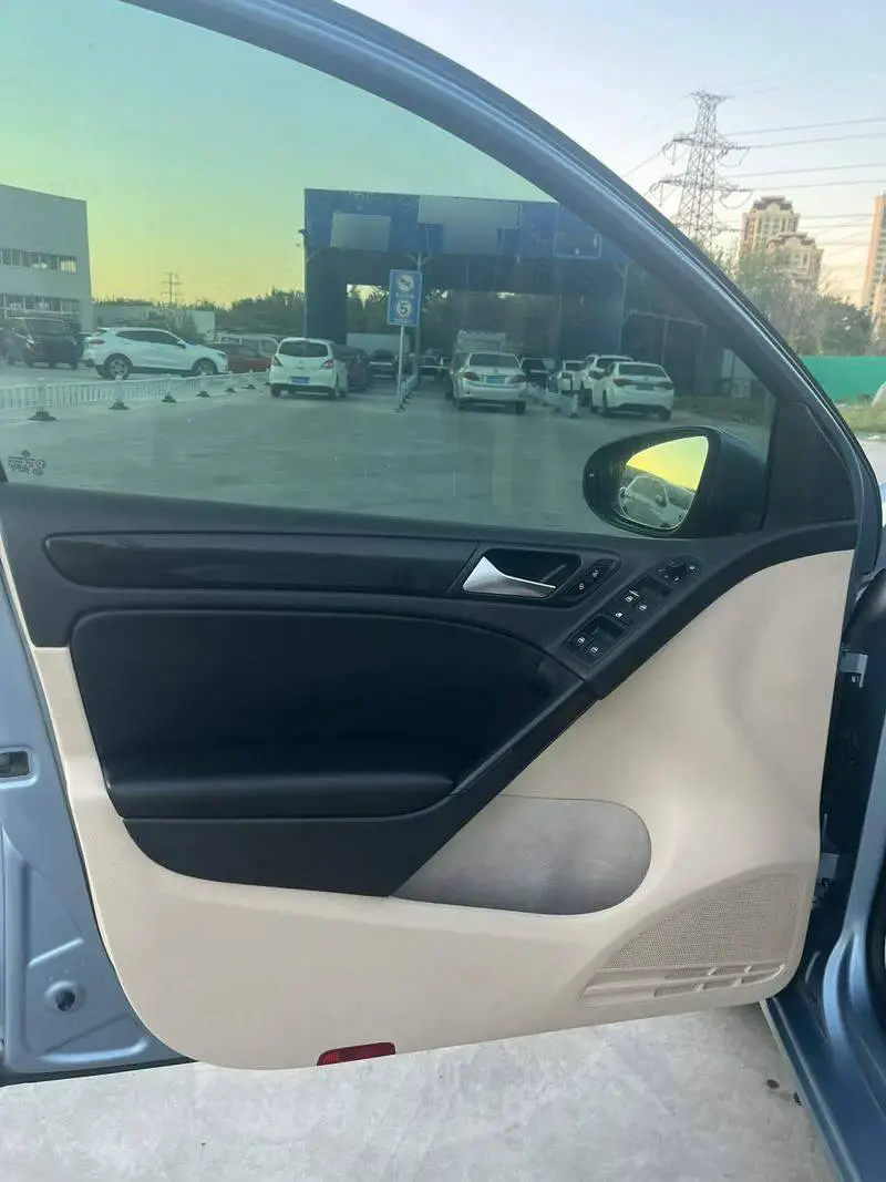 Golf 2010 1.4TSI Automatic Luxury Model — 9