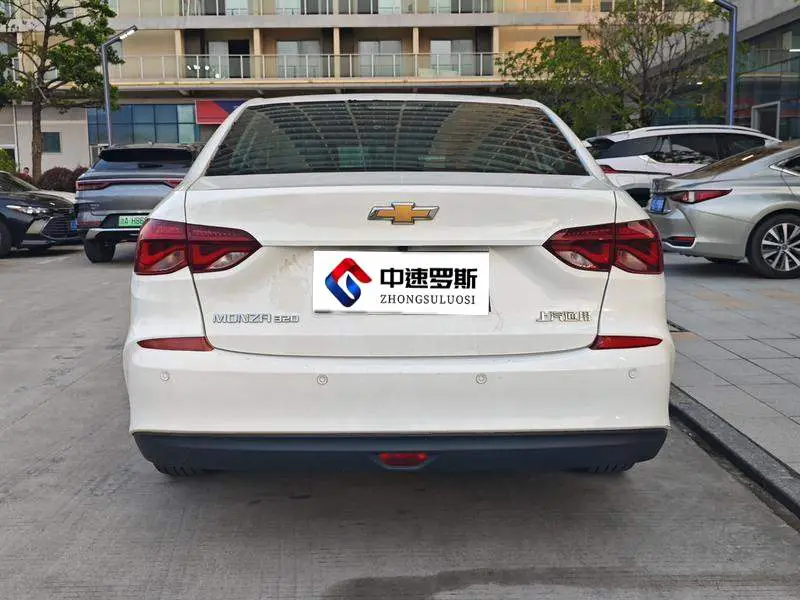 Cruze 2022 320 Automatic Enjoy Sunroof Edition — 4