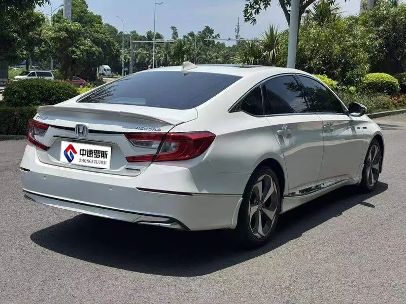 Accord 2018 Sharp Hybrid 2.0L Sharp Smart Edition National VI — 6