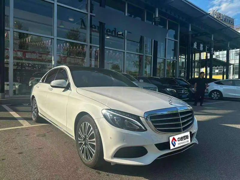 Mercedes-Benz C-Class 2018 C 200 L — 3