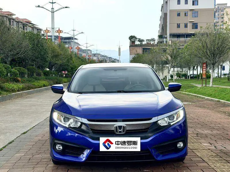 Civic 2016 220TURBO CVT Deluxe Edition — 2
