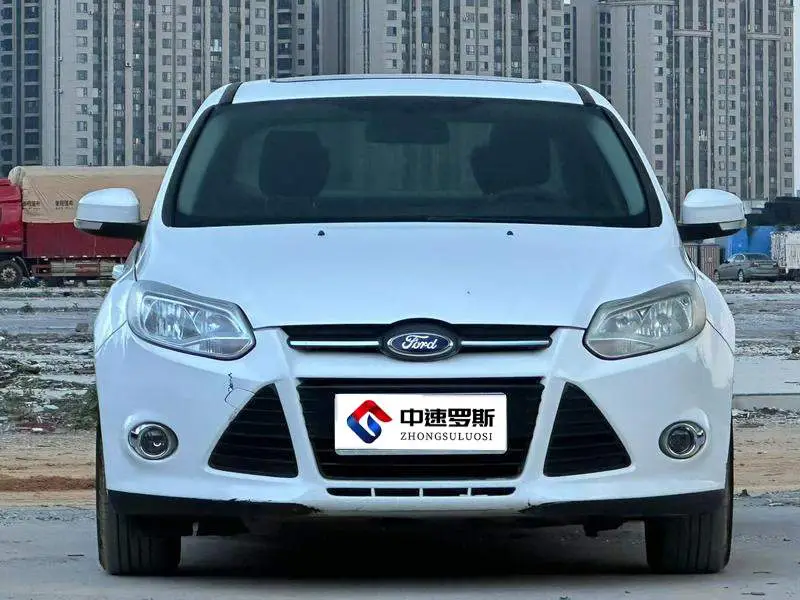 Fox 2012 Sedan 1.6L Automatic Comfort — 2