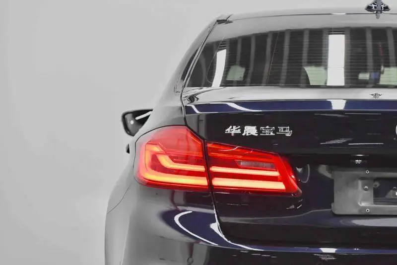 BMW 5 Series 2020 525Li M Sport Package — 6