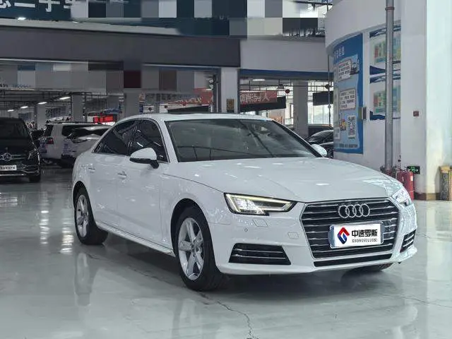 Audi A4L 2017 Plus 40 TFSI Fashion Edition — 3