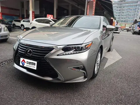 Lexus ES 2016 200 Midnight Special Limited Edition