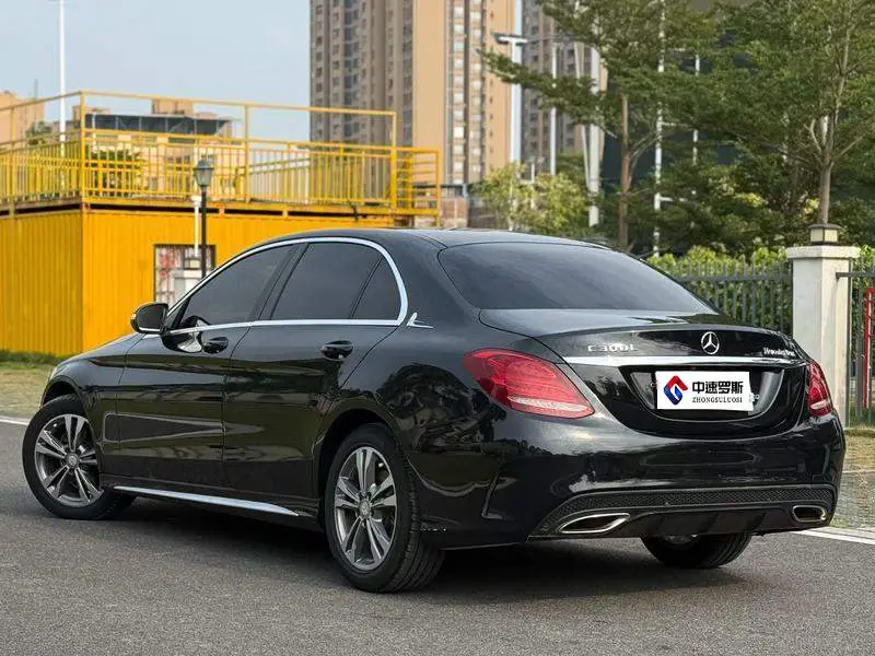 Mercedes-Benz C-Class 2016 C 200 L Sports — 4