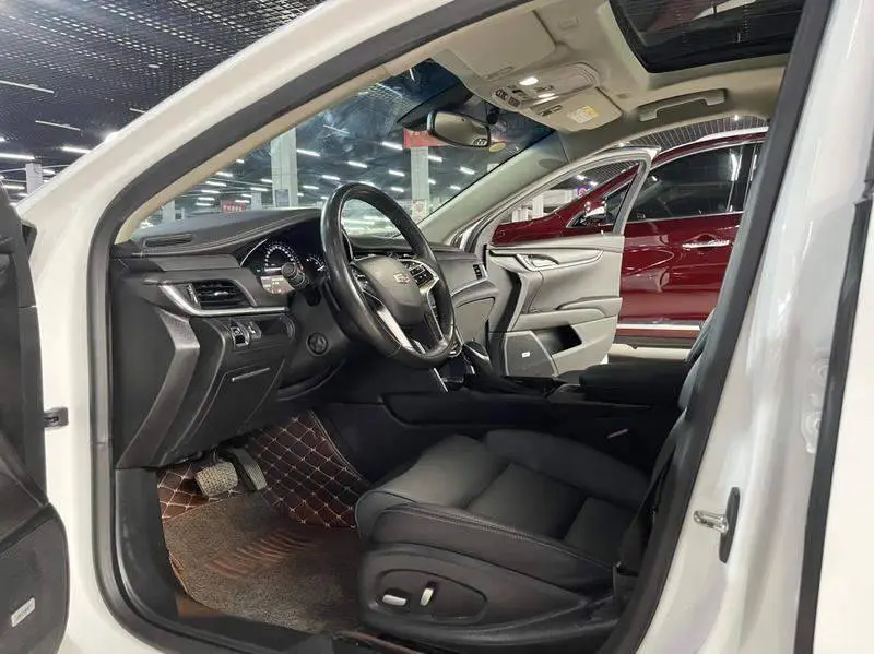 Cadillac XTS 2018 28T Elite — 8