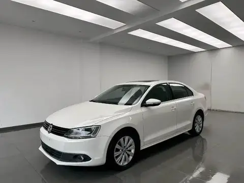 Sagitar 2014 Model 1.6L Automatic Comfort