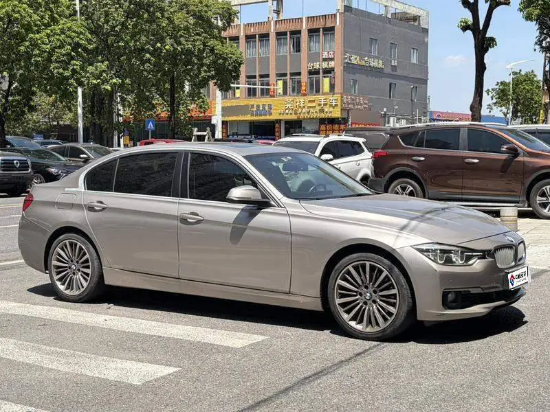 BMW 3 Series 2019 320Li Fashion Edition — 3