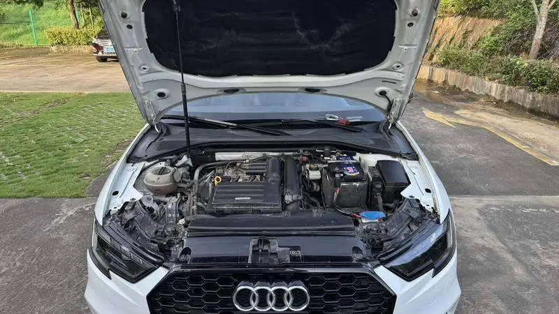 Audi A3 2018 30th Anniversary Sportback 35 TFSI Fashion Edition — 8
