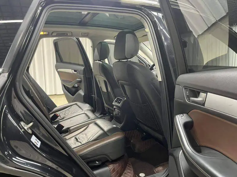 Audi Q5 2018 Collector's Edition 40 TFSI Technology Edition — 14