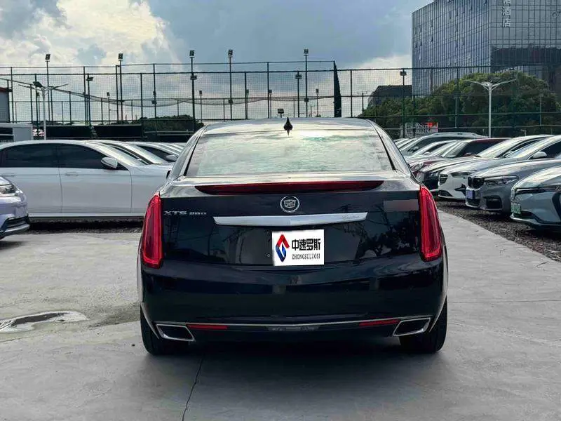 Cadillac XTS 2015 28T Comfort Type — 5