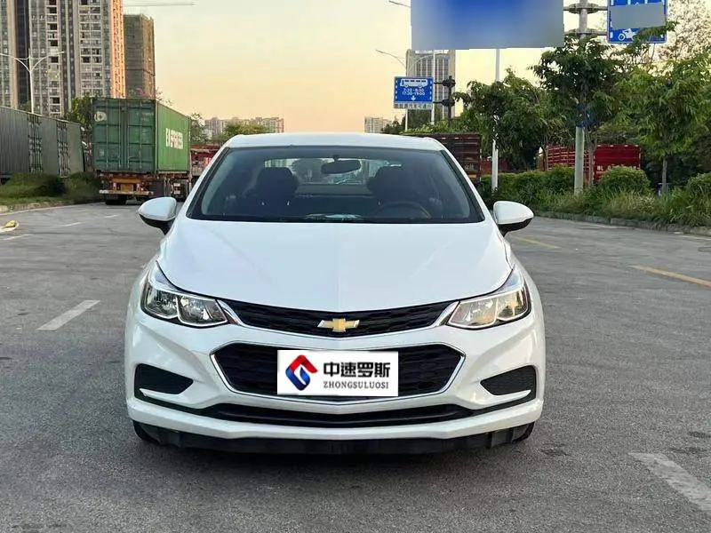Cruze 2017 1.5L Manual Pioneer Edition — 2