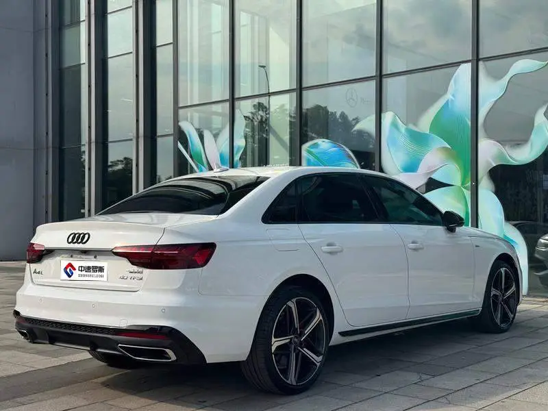 Audi A4L 2024 40 TFSI Luxury Dynamic Edition — 7