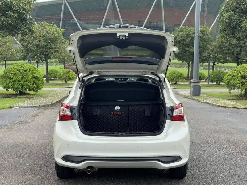 TIIDA 2021 1.6L CVT Intelligent Edition — 9