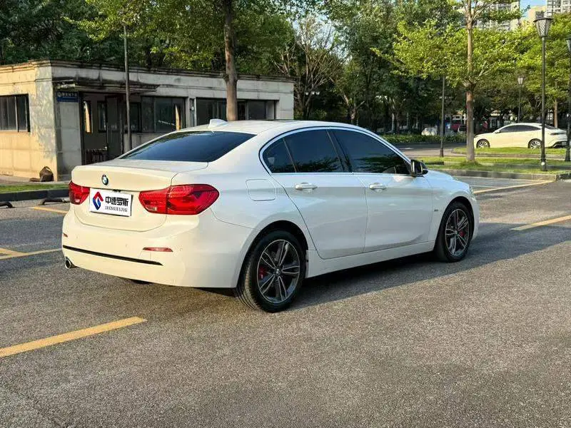 BMW 1 Series 2018 118i Sports — 5