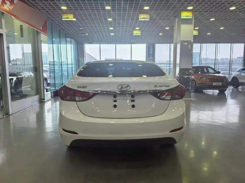 Elantra 2016 1.6L Automatic Intelligent Model — 4