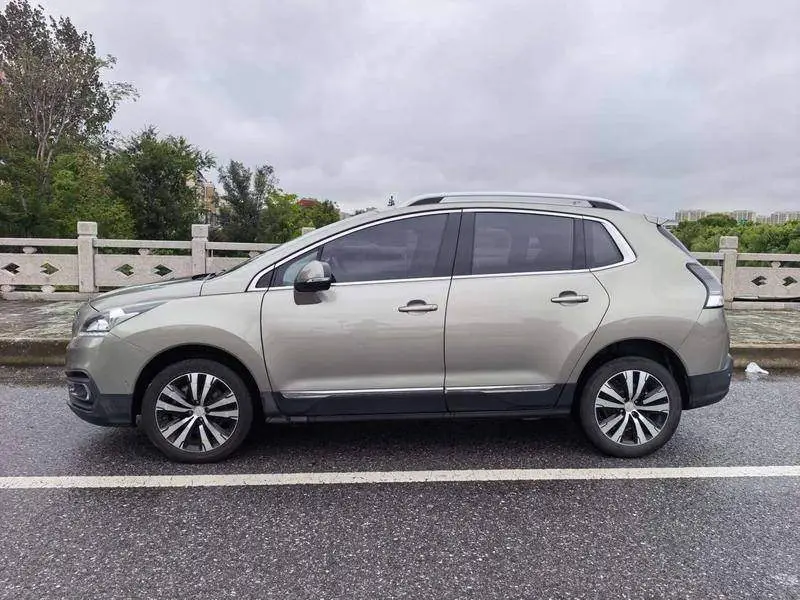 Peugeot 3008 2016 1.6THP Automatic Premium Edition — 4