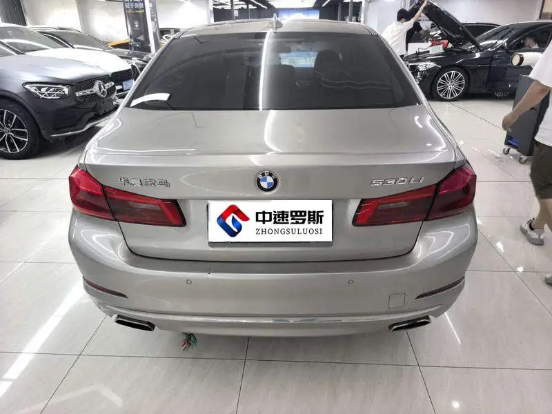BMW 5 Series 2018 530Li Premium Luxury Package — 5