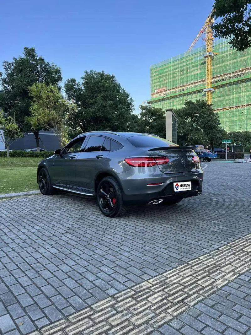 Mercedes-Benz GLC Coupe 2019 facelifted GLC 200 4MATIC coupe SUV — 4
