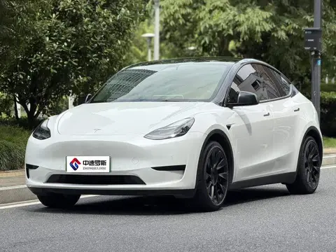 Model Y 2022 facelifted rear-wheel drive version — 1