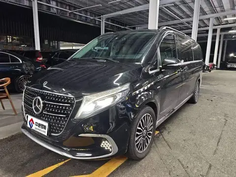 Mercedes-Benz V-Class 2018 V 260 L Premium Extended Edition National VI