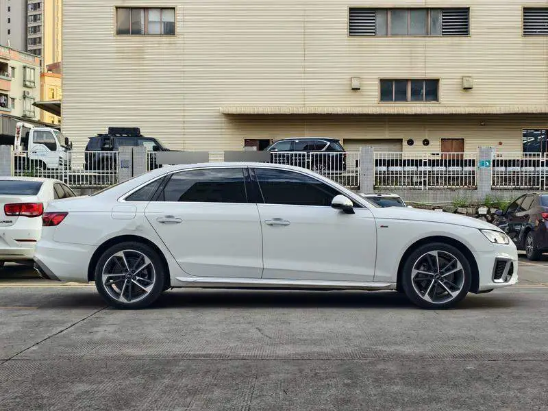 Audi A4L 2022 40 TFSI Stylish and Dynamic — 7