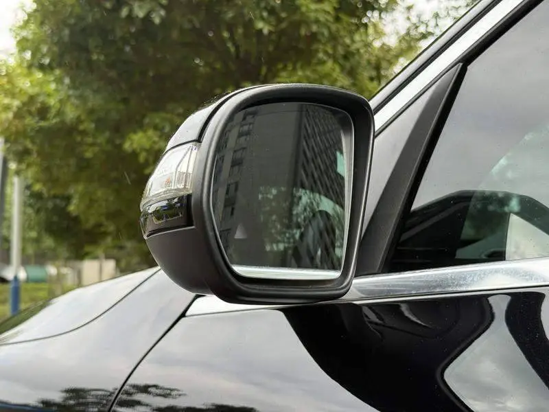 Mercedes-Benz GLC 2020 GLC 300 L 4MATIC Dynamic — 11