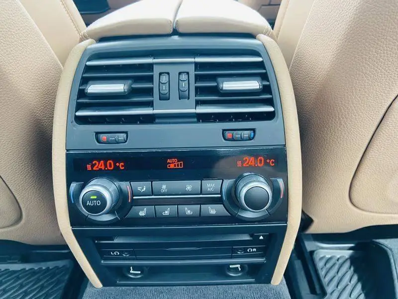 BMW 7 Series 2013 730Li Luxury — 17
