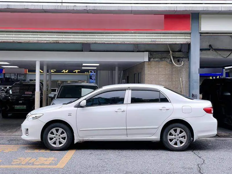 Corolla 2011 1.6L Automatic GL — 3