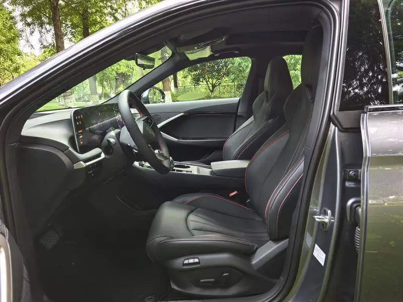MG7 2023 2.0T Automatic Beauty Hunter Premium Edition — 17