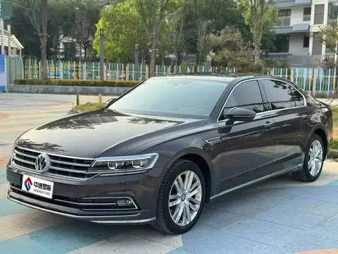 Huiang 2019 380TSI 2WD Flagship Edition National VI