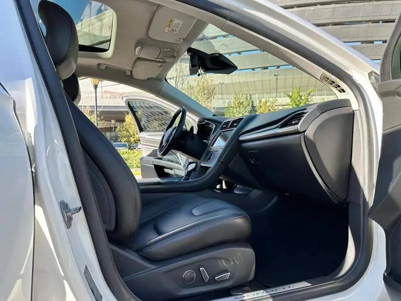 Mondeo 2013 2.0L GTDi240 Supreme Edition — 14
