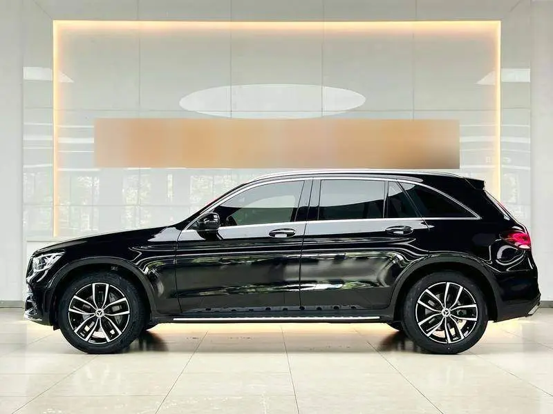 Mercedes-Benz GLC 2022 GLC 300 L 4MATIC Dynamic — 3