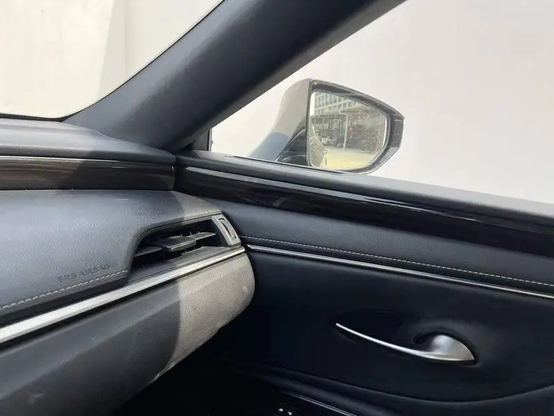 Lexus ES 2021 200 Deluxe Edition — 10
