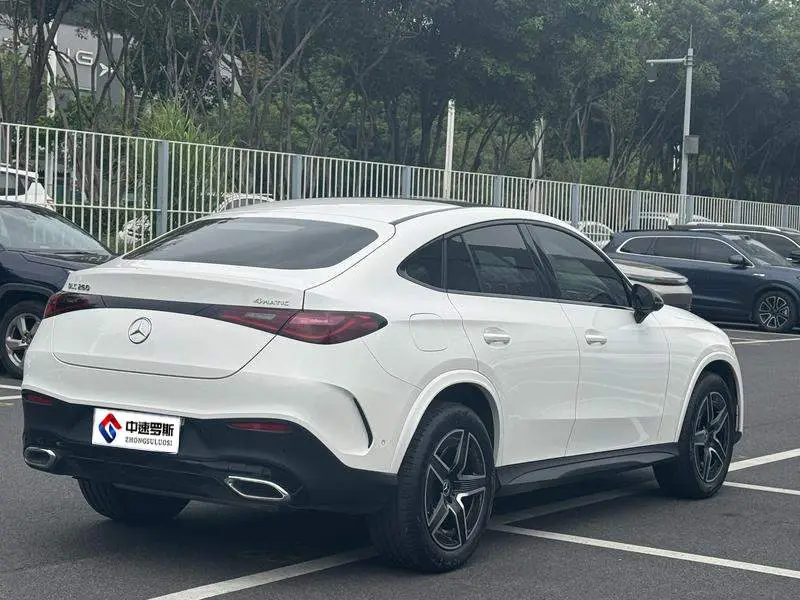 Mercedes-Benz GLC Coupe 2025 GLC 260 4MATIC Coupe SUV — 7
