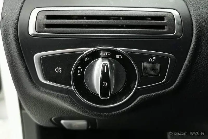 Mercedes-Benz C-Class 2015 C 200 L 4MATIC Sport Edition — 17
