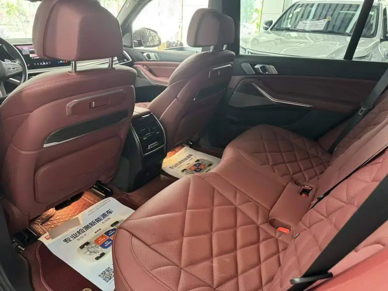 BMW X5 2025 xDrive 40Li M Sport Night Package — 12