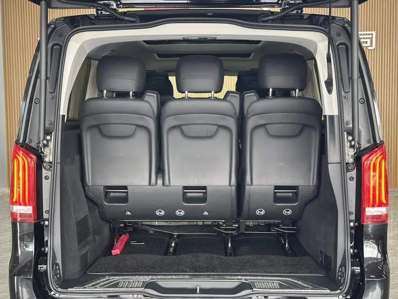 Mercedes-Benz V-Class 2020 V 260 L Long Wheelbase Luxury Edition — 16